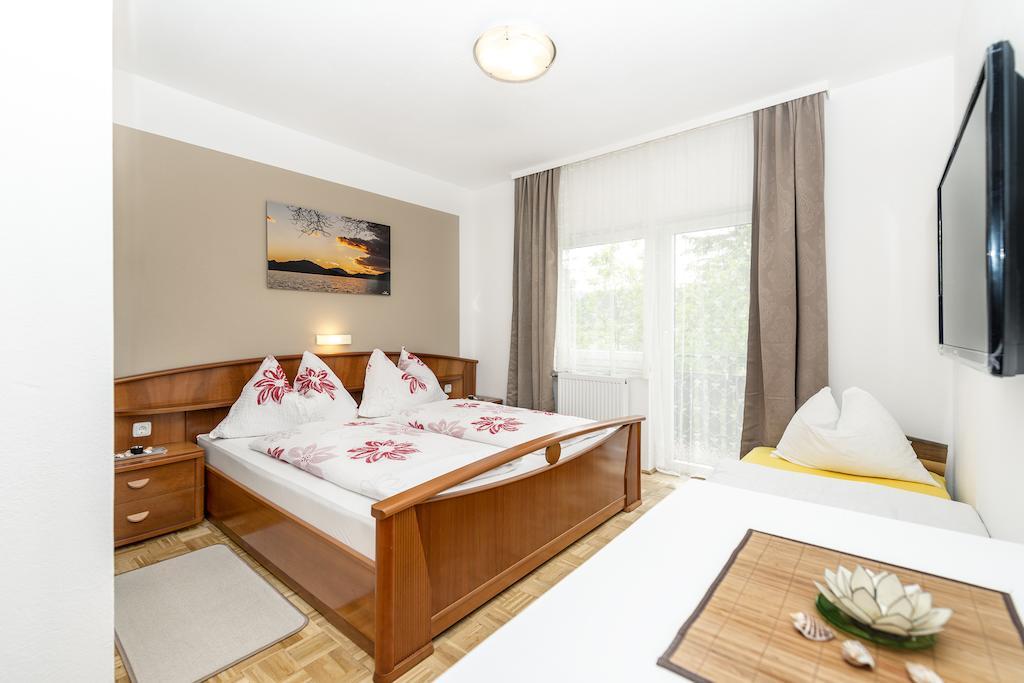 Gaestehaus Genf Velden am Wörthersee Quarto foto